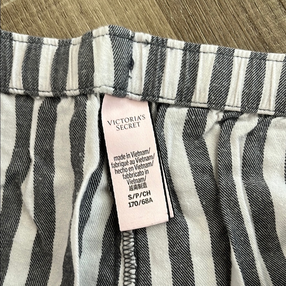 Victoria’s Secret striped pj bottoms - Picture 4 of 5